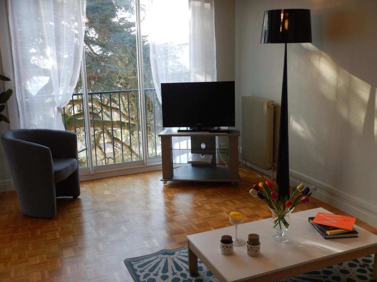 Studio Quartier Chateau - Wifi - Garage Individuel A Cle - Electromenager Complet Pau Exterior foto